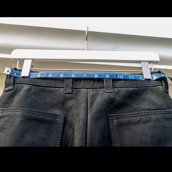 High-quality unworn black leather pants size XS. - Picture 4 of 16